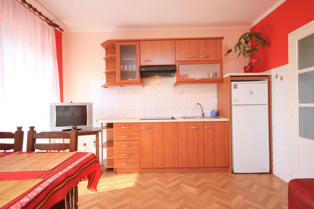 Apartments With A Parking Space Lovran, Opatija - 7713 Luaran gambar